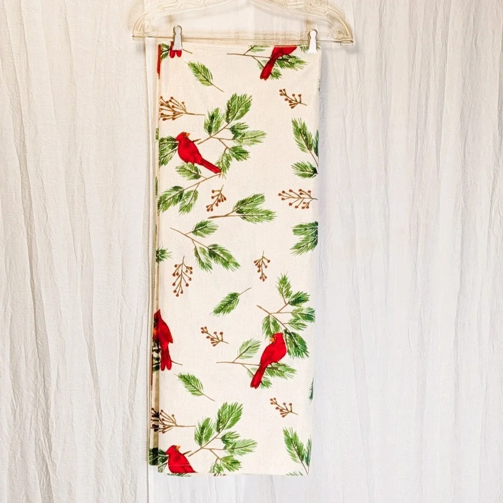 Christmas/Holiday Moments Cloth Oblong Tablecloth 50 X 68